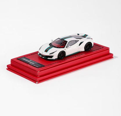 [Premium Resin Model] Rotating Wheel 1:64 Ferrari 488 Pista Coupe Hard Roof White with Leather Base Platform Limited 299 Pieces