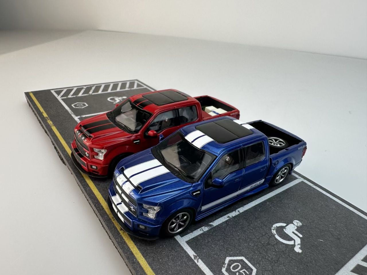 Funny Model 1:64 Ford F-150 F150 Pick Up Truck Shelby Lower Stance Custom Blue with Tonneau Cover and Accessories