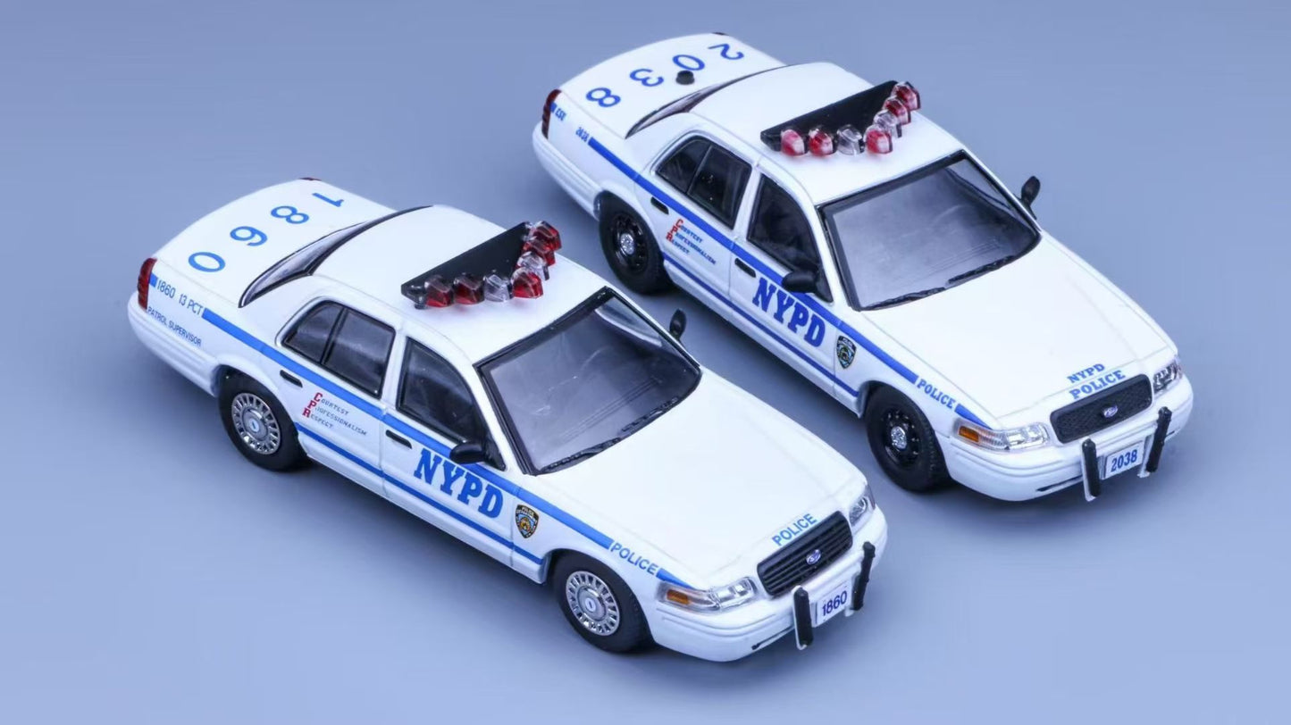 Rollin 1:64 Ford Crown Victoria CV Mk2 EN114 New York Police Department NYPD White