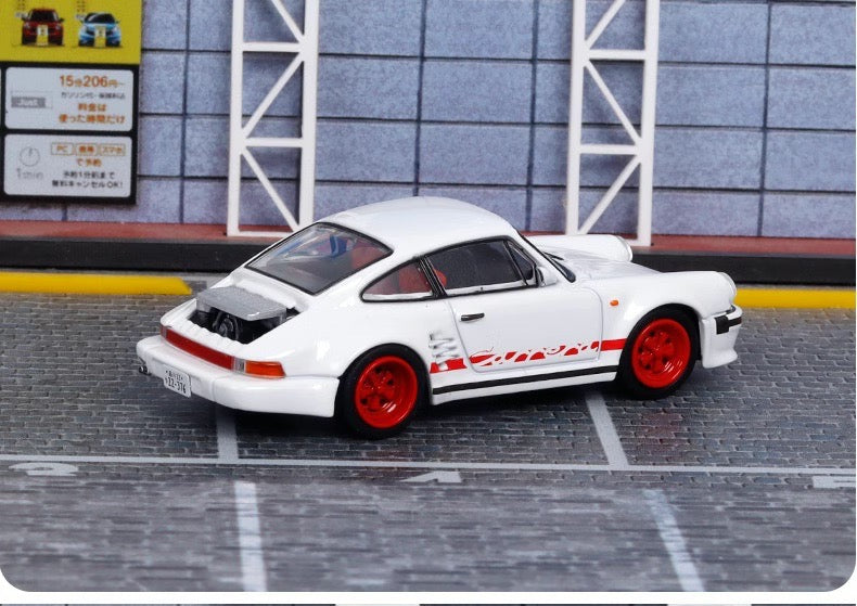 Master Model 1:64 Porsche 930 Turbo Open Engine Hood Wangan Midnight Black Bird Modified Edition- White with Red Wheels