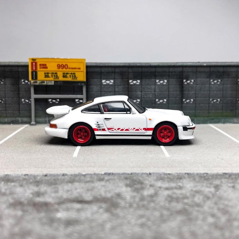 Master Model 1:64 Porsche 930 Turbo Open Engine Hood Wangan Midnight Black Bird Modified Edition- White with Red Wheels