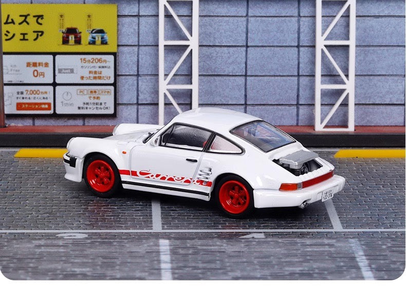 Master Model 1:64 Porsche 930 Turbo Open Engine Hood Wangan Midnight Black Bird Modified Edition- White with Red Wheels