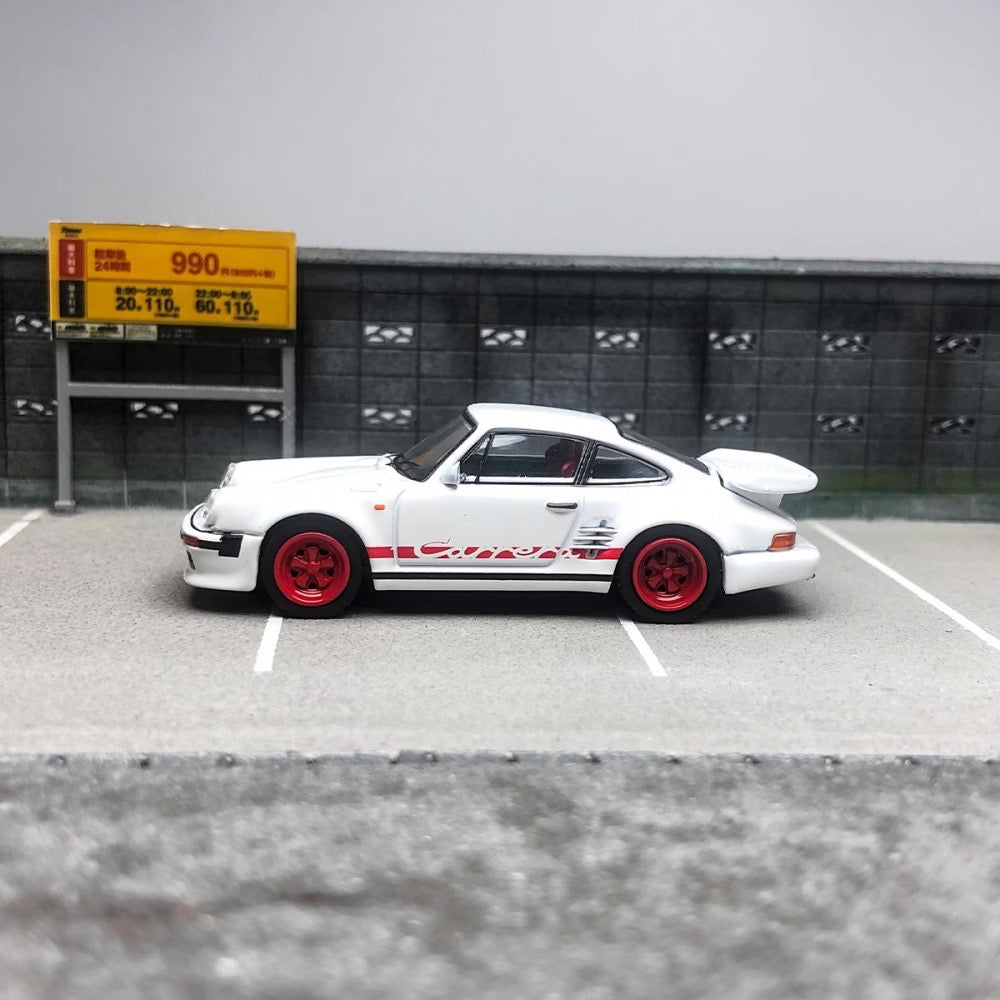 Master Model 1:64 Porsche 930 Turbo Open Engine Hood Wangan Midnight Black Bird Modified Edition- White with Red Wheels