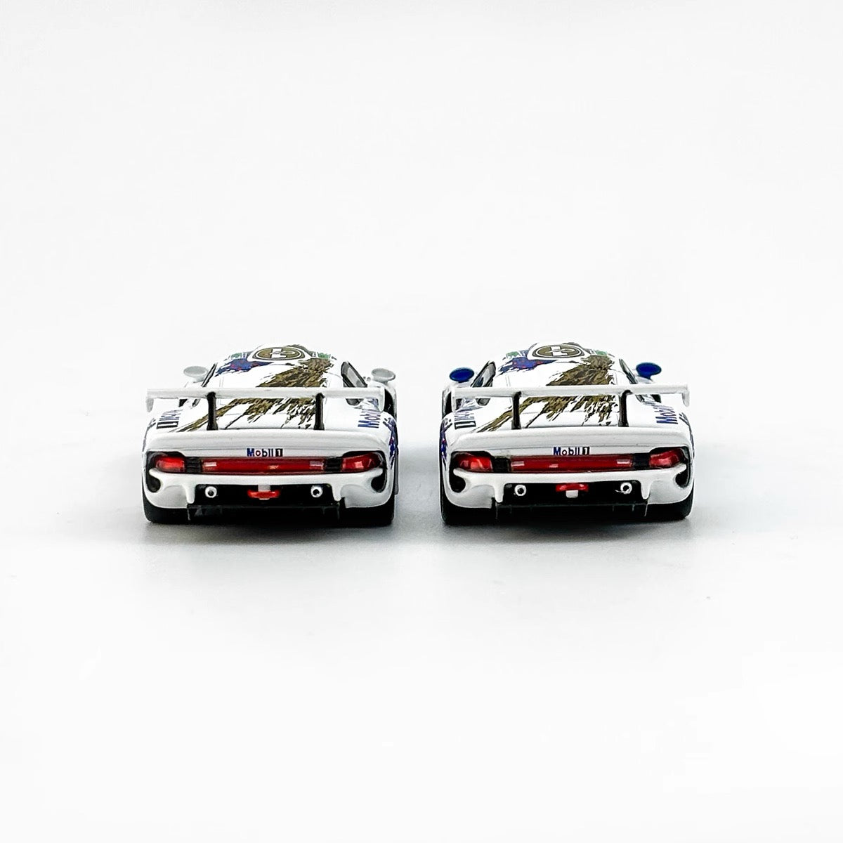 Sparky 1:64 Porsche 911 GT1 24h Le Mans 1996 #25 & #26 2 Cars Set