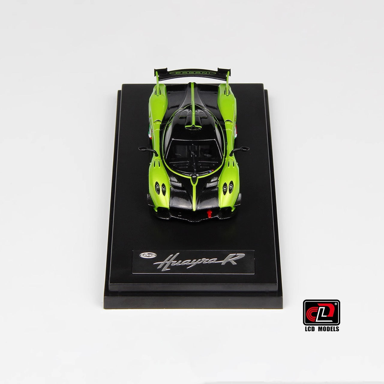 LCD 1:64 Pagani Huayra R Apple Green Official Licensed