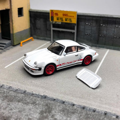 Master Model 1:64 Porsche 930 Turbo Open Engine Hood Wangan Midnight Black Bird Modified Edition- White with Red Wheels