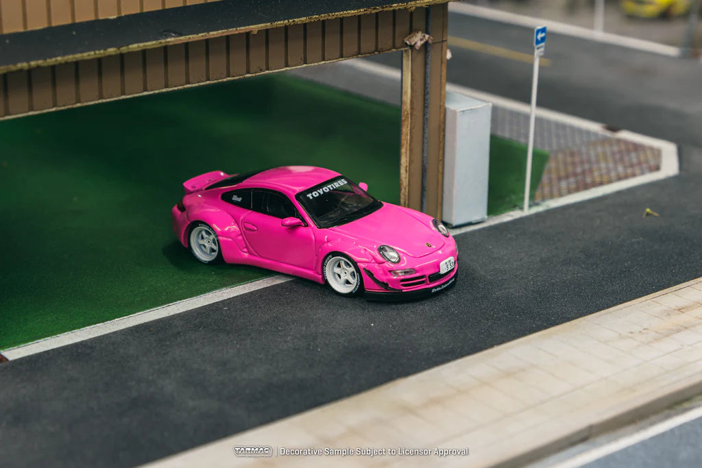 Tarmac Works 1/64 Porsche RWB 997 Pink - HOBBY64