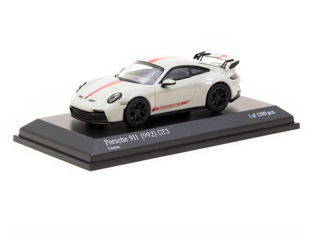 Minichamps 1/64 Porsche 911 (992) GT3 Crayon